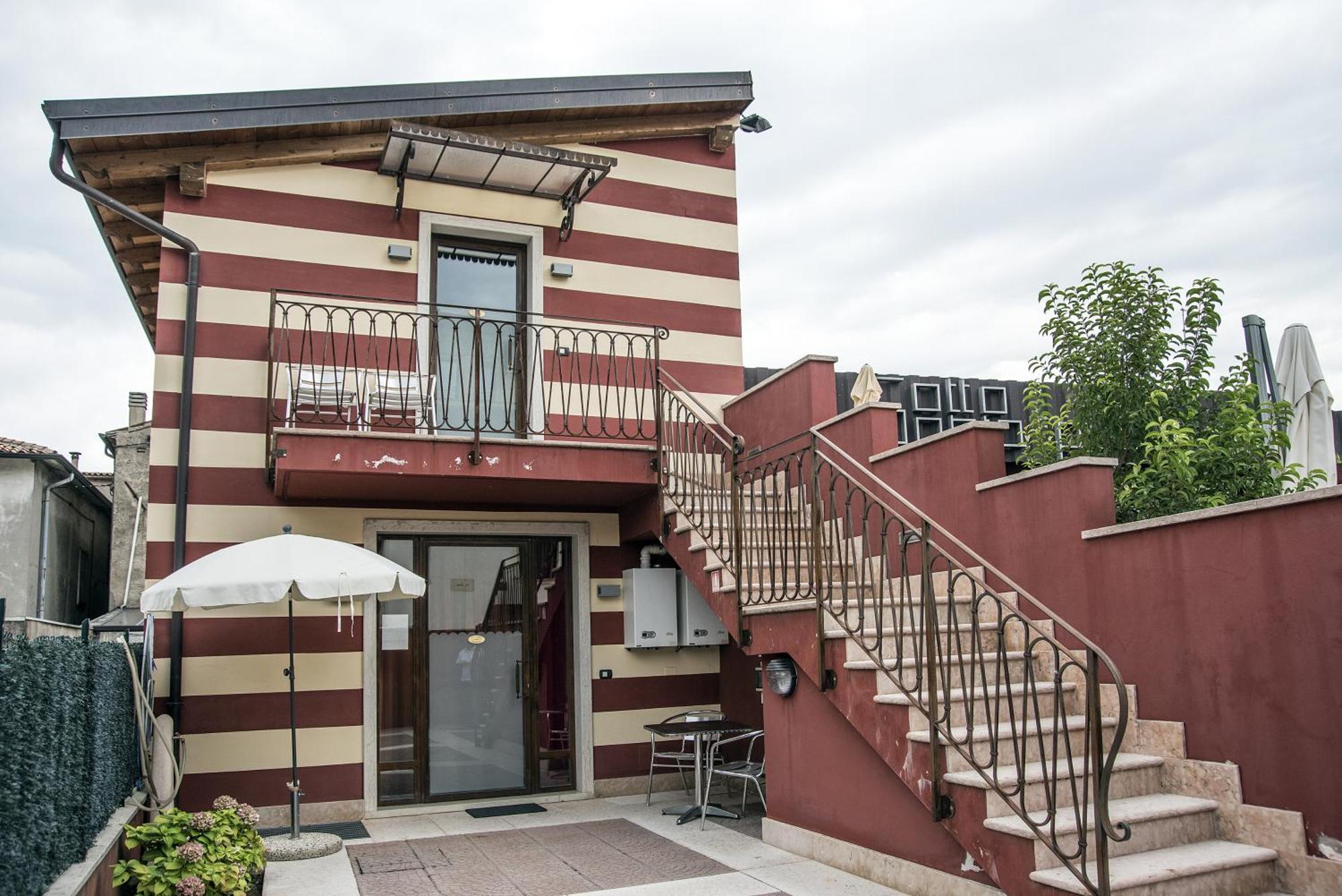 Residence Villa Vinco トレニャーゴ エクステリア 写真